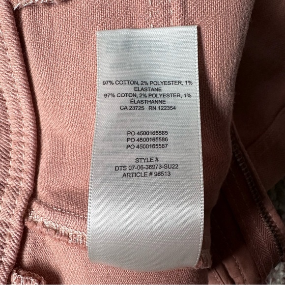 Wilfred Free | Modern Utility Short - Picture 6 of 6